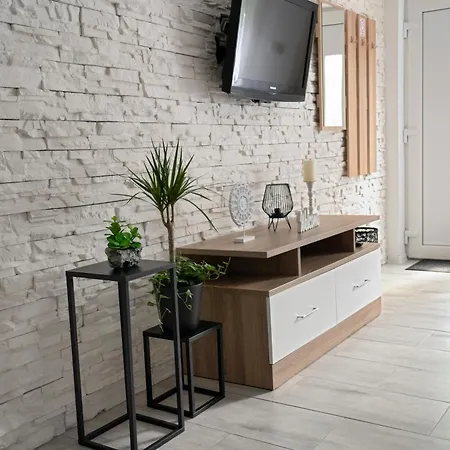 Apartamento Angie Kninsko Polje